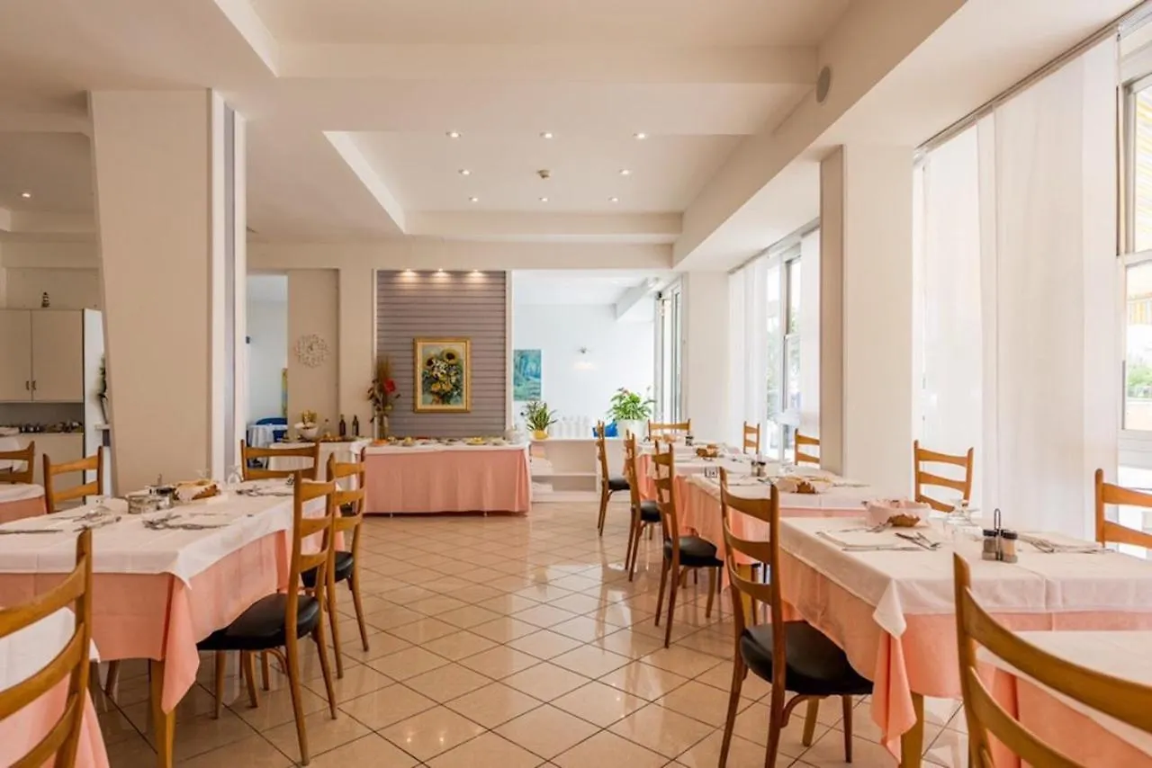 Hotel Alda تّشيرفييا 3*,  إيطاليا