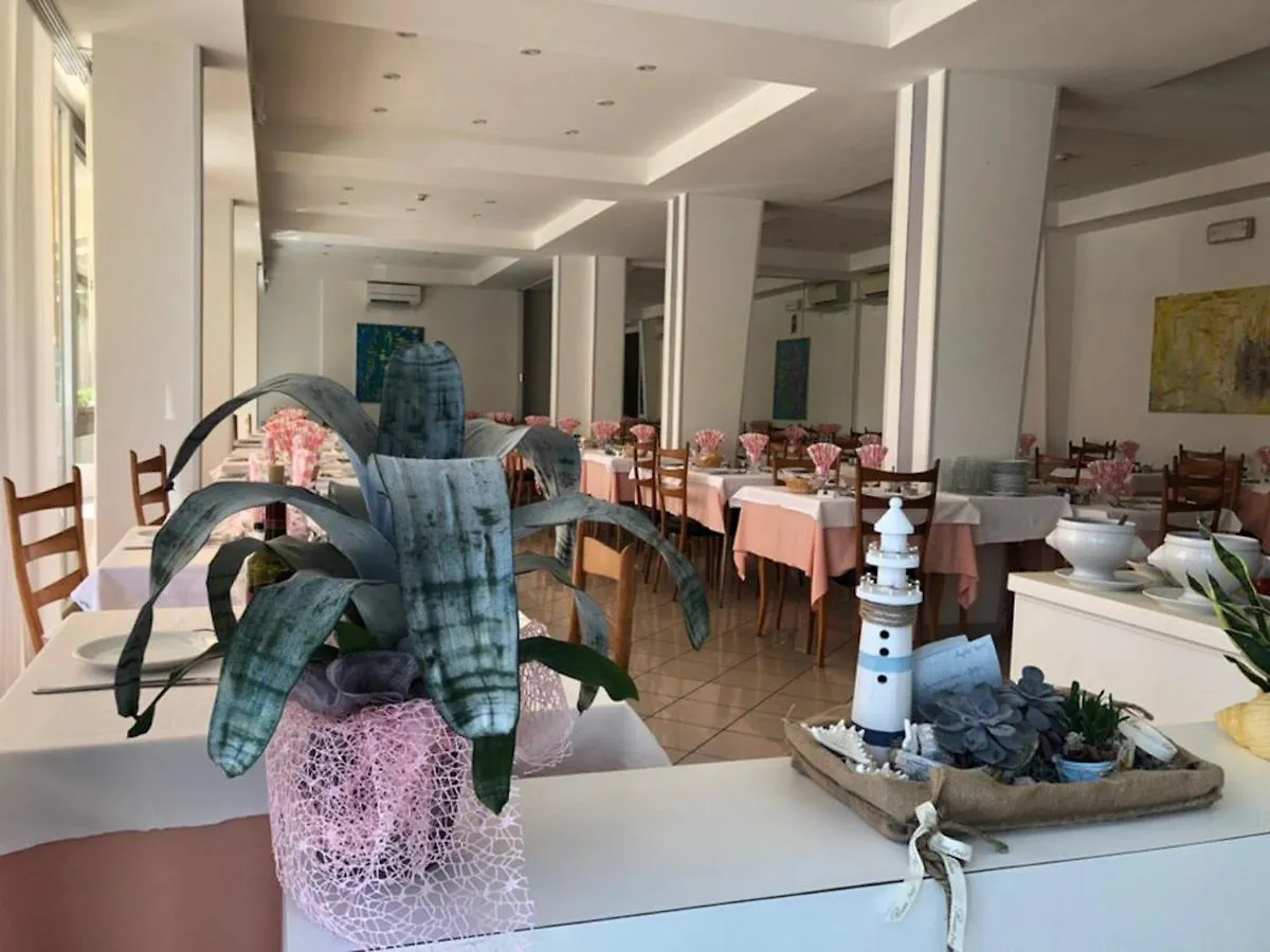 Hotel Alda تّشيرفييا إيطاليا