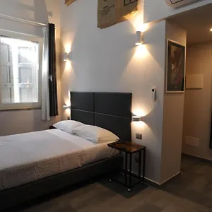  Guest house Tlcafe Hospitality